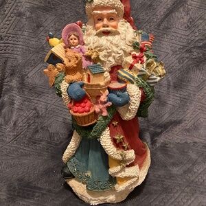 Beautiful 15” Resin Vintage Santa